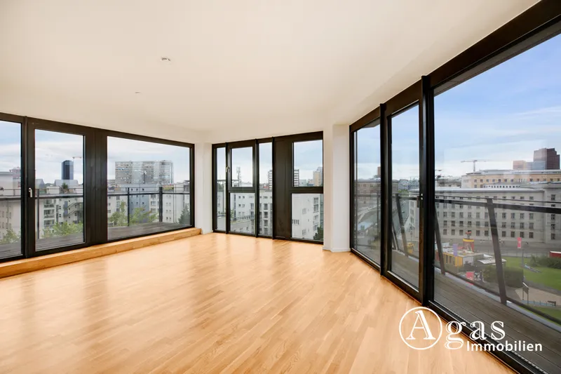 Geräumige 3 Zimmer Wohnung mit ca. 114m², EBK und großer Terrasse im Dachgeschoss in Berlin-Mitte! — photo 1